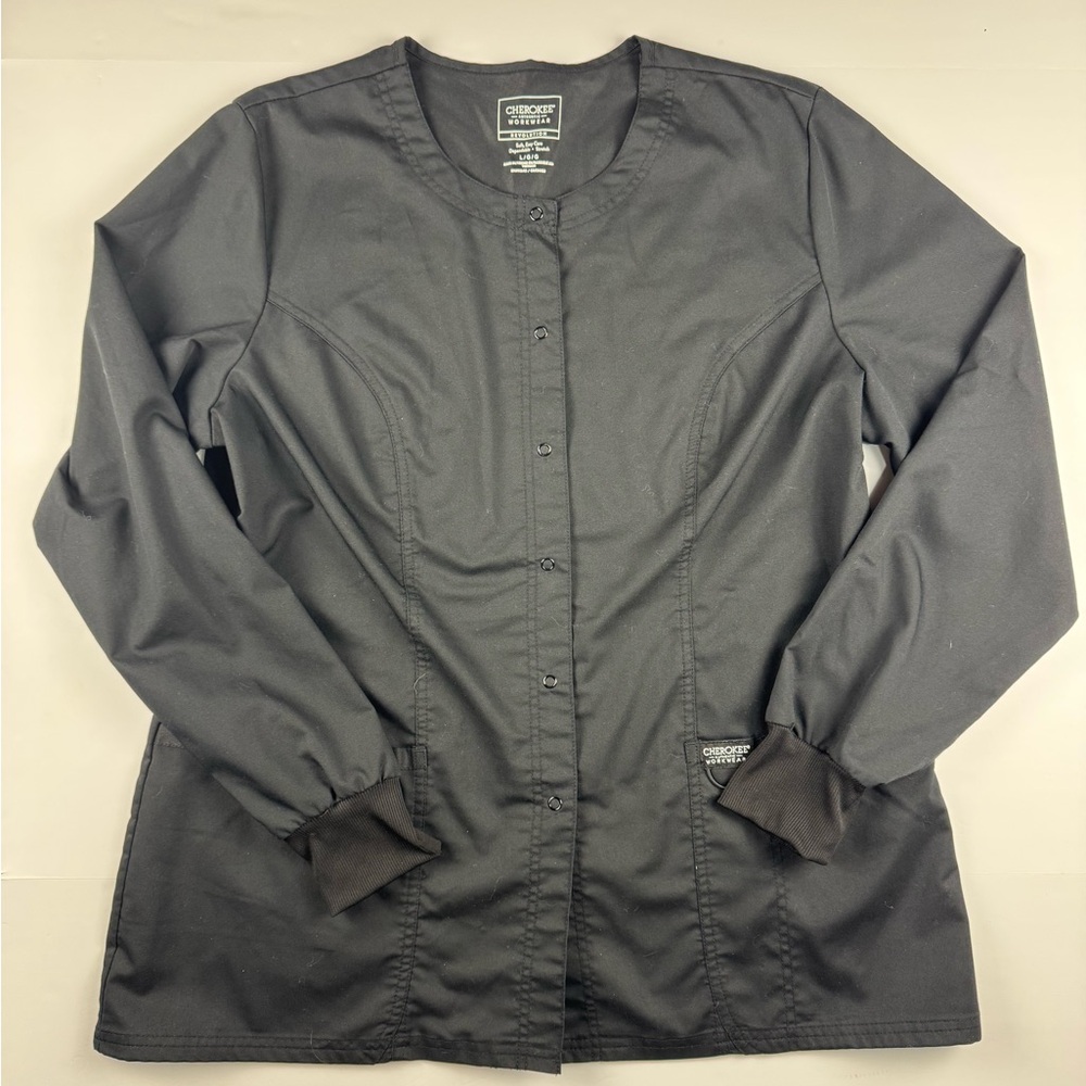 Cherokee Snap Front Scrub Coat. Sz Womans Lg.